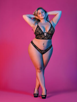 sexy time underwire bralette and panty set black 1x 3x