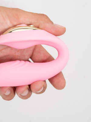 harmonie rechargeable remote silicone bendable vibrator pink
